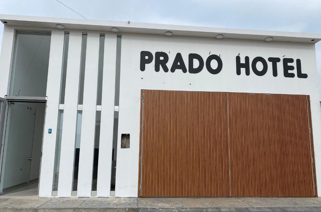 Prado hotel - 1