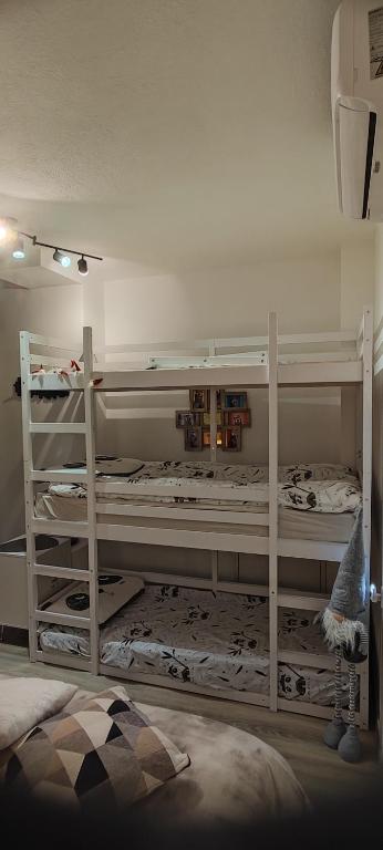 Blätterbett - letto di foglie - 2