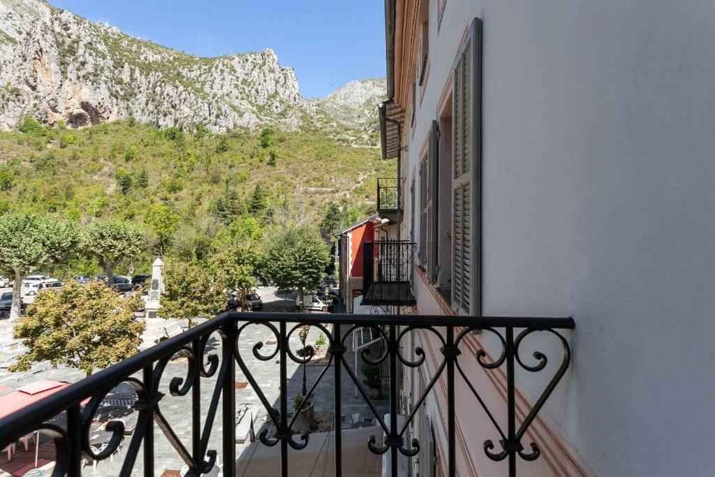 Sunny 1-Bed apartment in lovely mountain village - 3