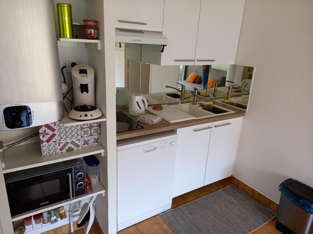 Hélios 24, T2 climatisé, parking, terrasse, 500m plage - 3