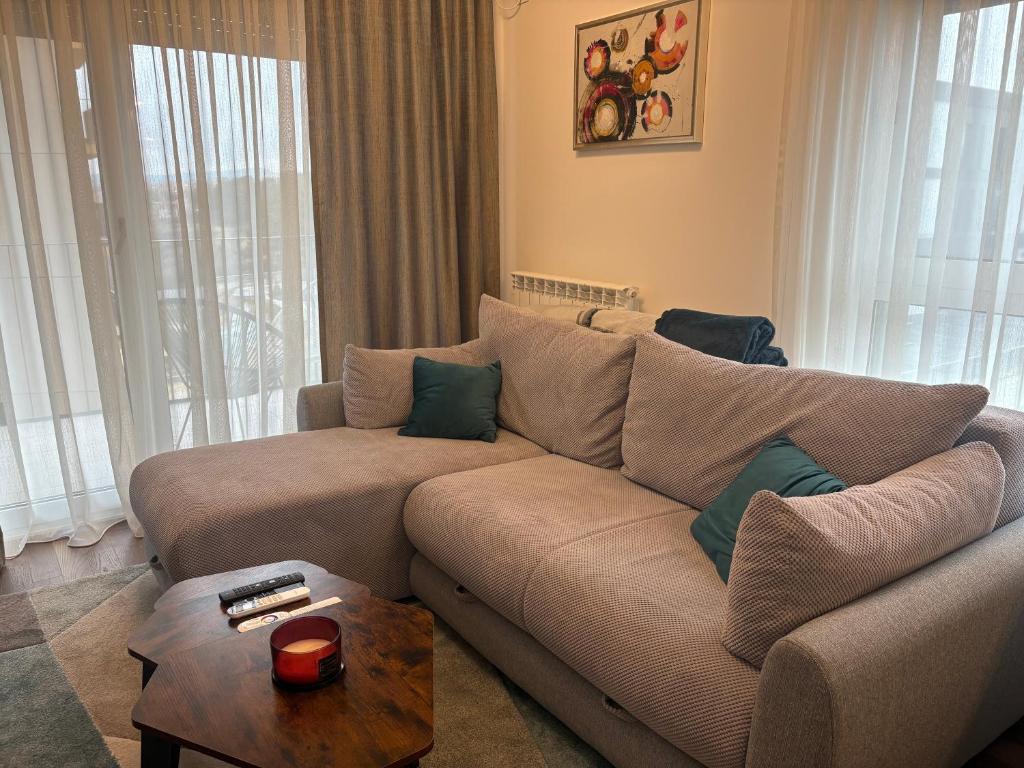 Azure Living Apartman - 4