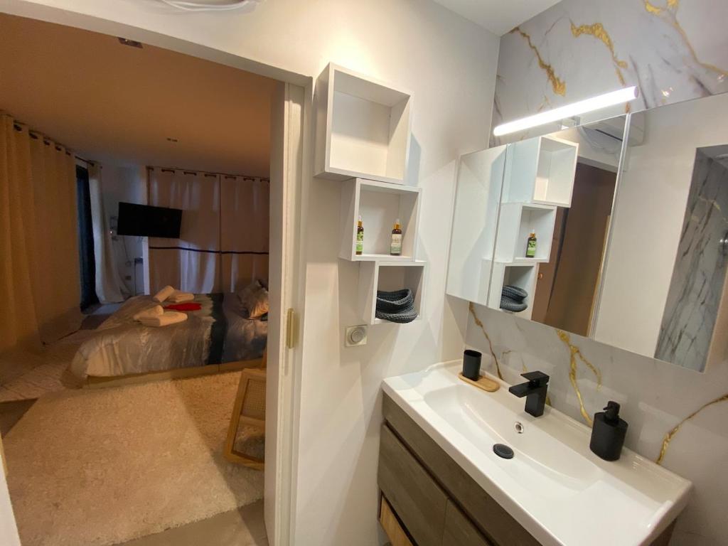 Studio avec sauna et jacuzzi - 3