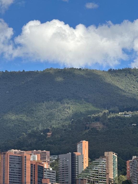 Cómoda Habitación condominio, wifi, tv, piscina - 4