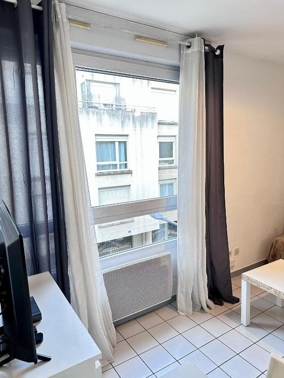 Studio équipé et cosy proche gare Grenoble - 2