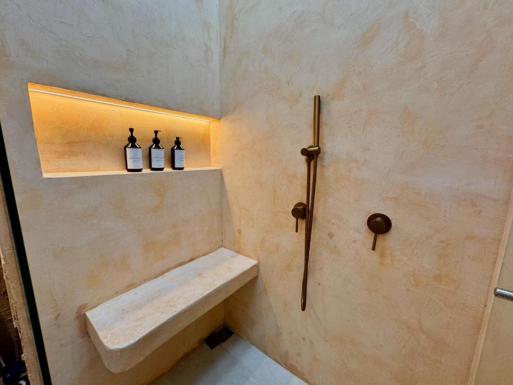 Suite Con Jacuzzi Privado Vista A Reserva Y Mar - 4