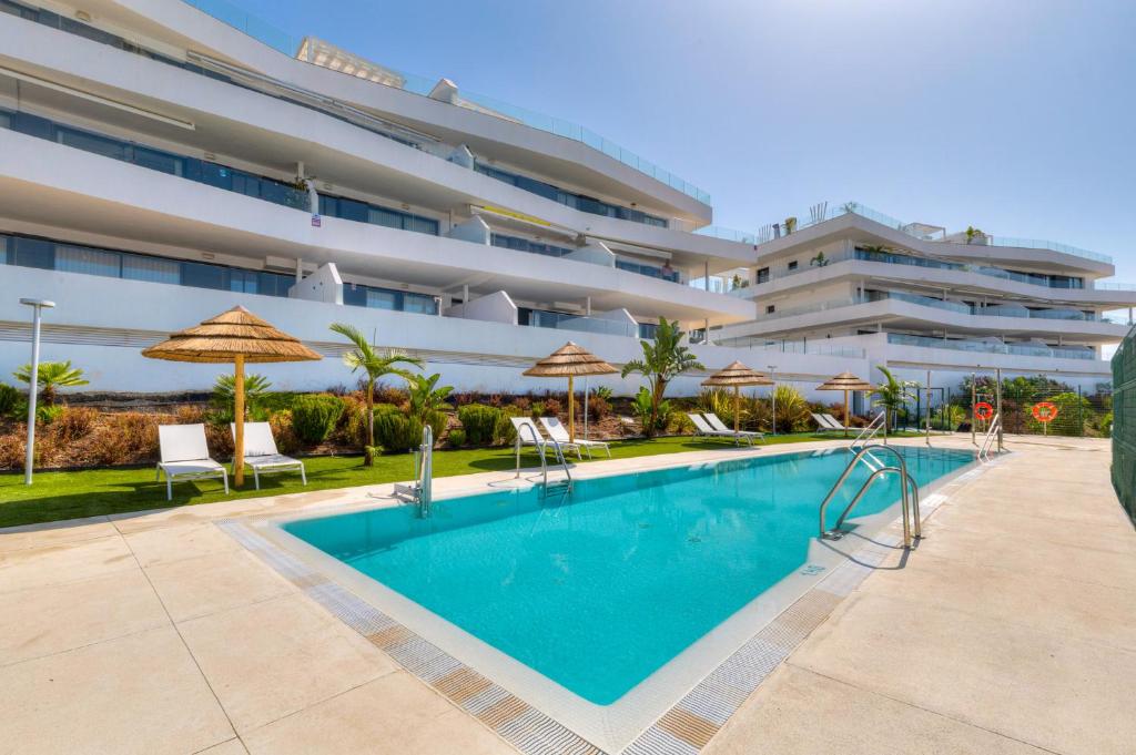 One 80 within walking distance to the sea - 3