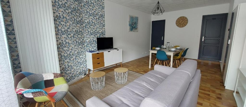 Villa Jean Julien - Le Sancy - Wifi - 2 chambres - 2 Salles d'eau - Rdc - 8 personnes - Terrasse - 3