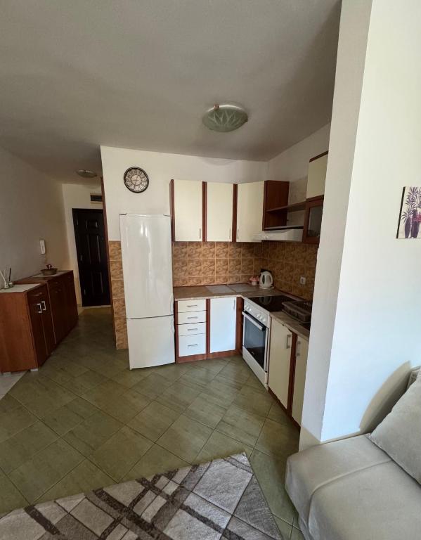 Budva apartment - 3