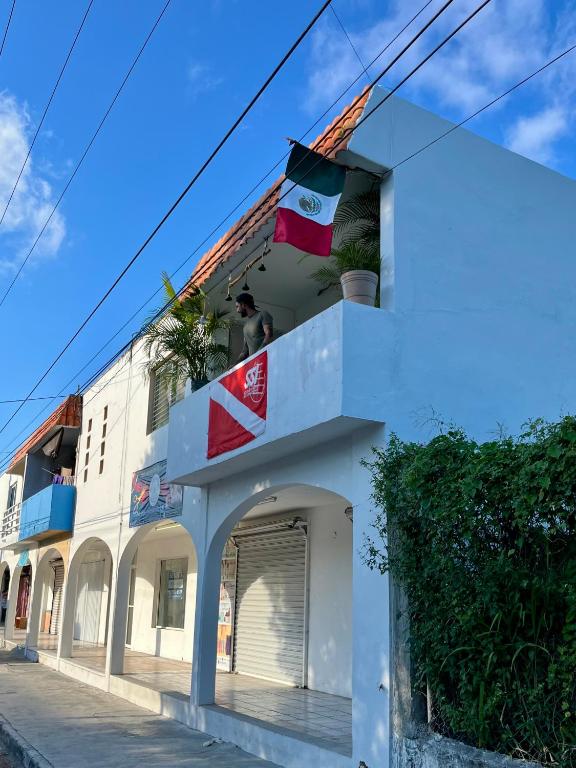 Mi Refugio Dive House - 1