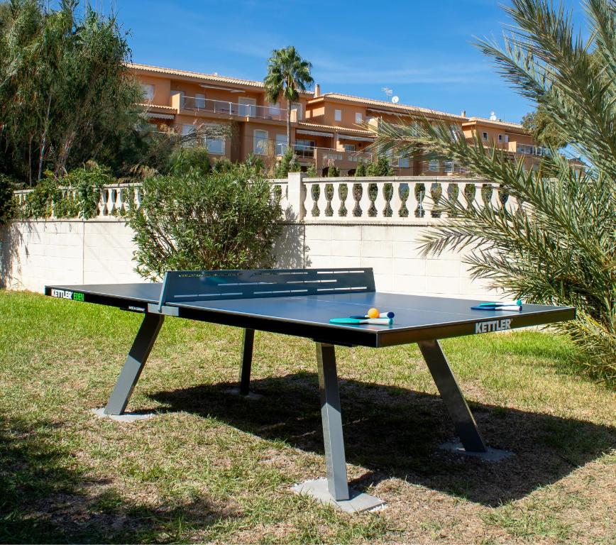 Beachside Villa for 12, 50m to Beach, Private Garden, BBQ, AC, Free WiFi and Parking - 4
