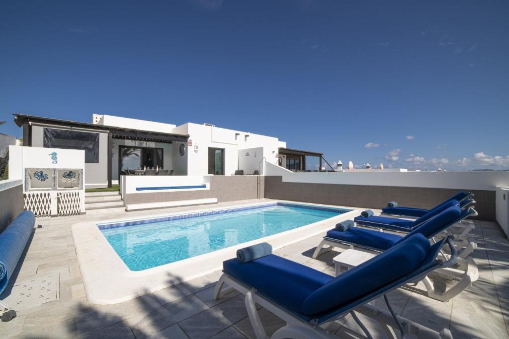 Exquisite Lanzarote Villa Villa Nova Vista 4 Bedrooms Spectacular Sea View - 1