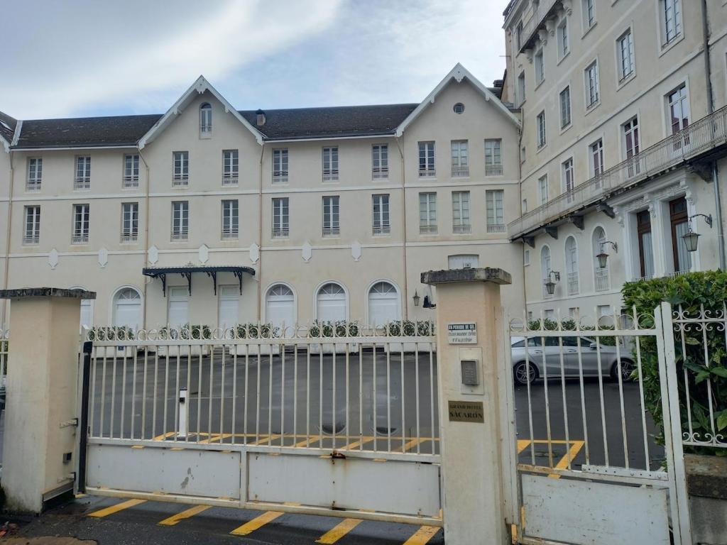Appartement T3 classé 2 étoiles en hypercentre avec parking privé à Luchon - 5