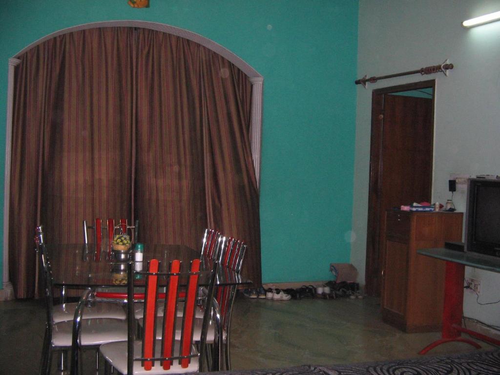 Balaji Guest House - Home Stay photo