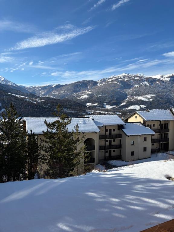 Appart 5 personnes, Barcelonnette, Lac serre-ponçon, vallée Ubaye - 2