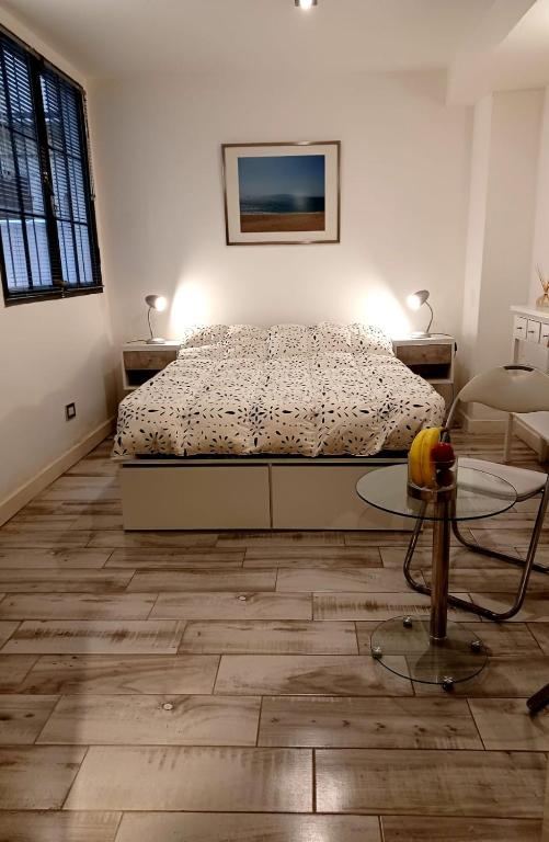 Downtown Luxury Suites - 4