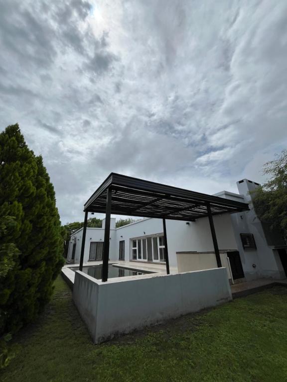 Casa sobre Ruta Nacional 9, a minutos Estadio Único - 2