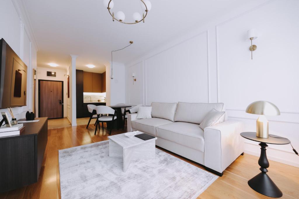 Park Residence - Luxury Apartment with Garage - 2