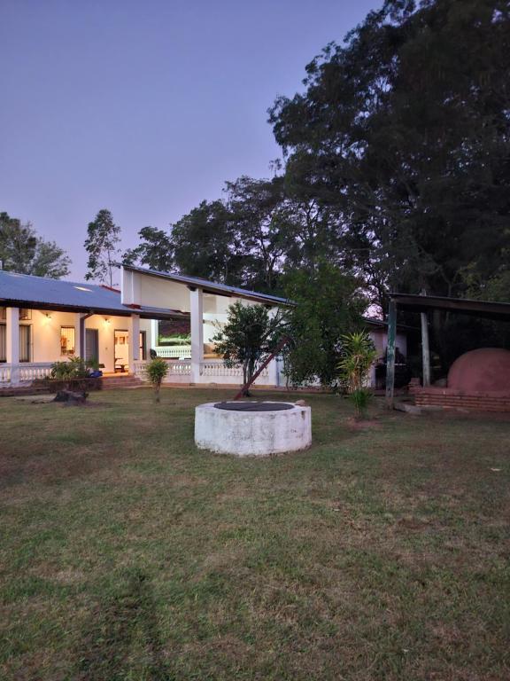 Casa colonial a metros del arroyo Piribebuy - 5