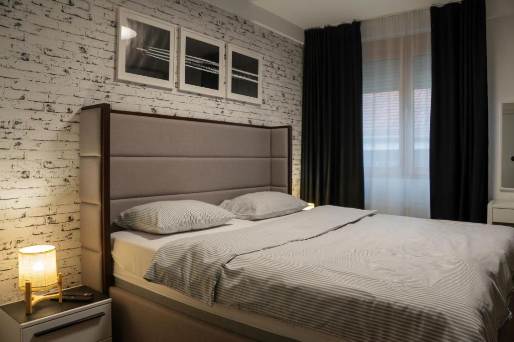 Mac Aviator City Center Two Double Bed Apartment - 1