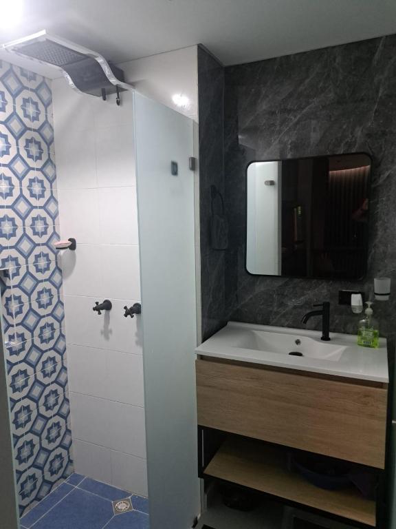 APARTAMENTO DE LUJO EN CARTAGENA HASTA 4 Personas - 5