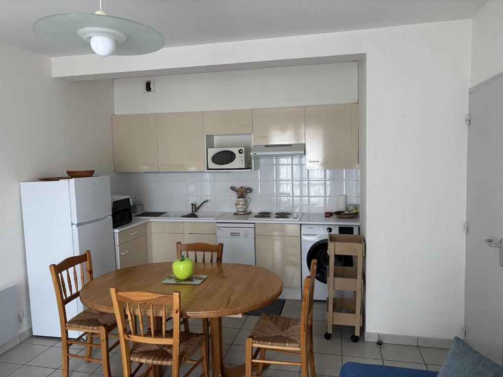 Appartement Central 4 Personnes - Parking Inclus - FR-1-738-54 - 3