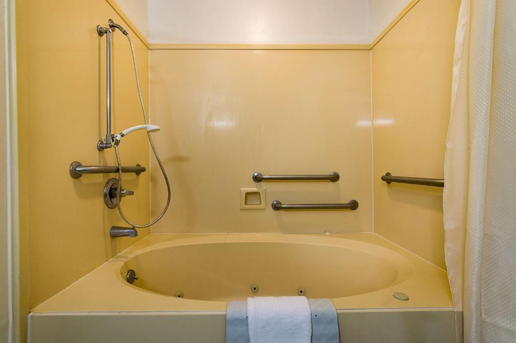 Motel 6-New Iberia, LA photo