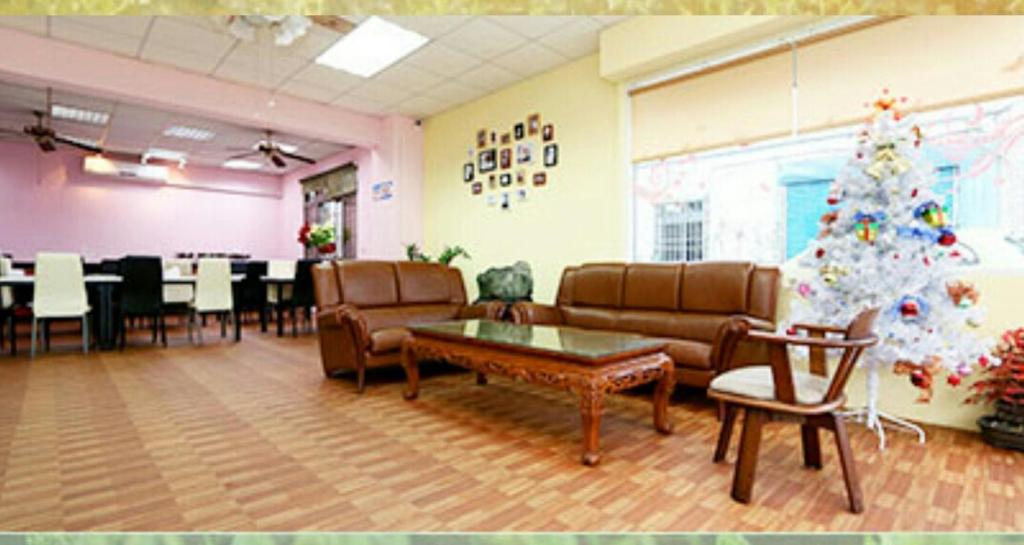 Twins homestay