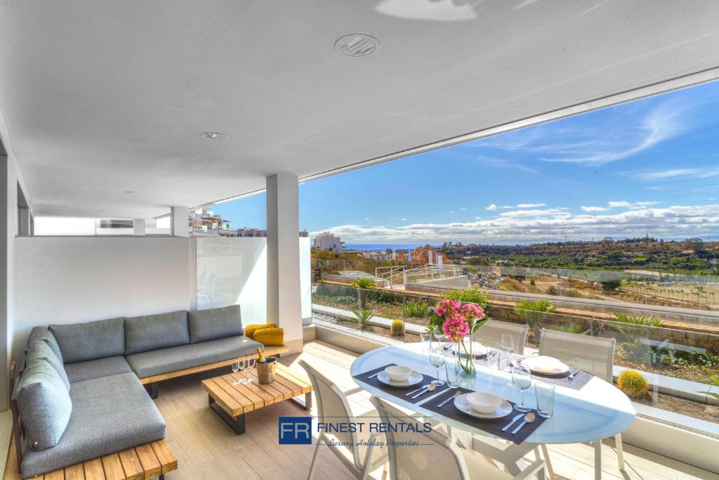 Oceana Views - 2 Bedroom Apartment by Finest Rentals - 1