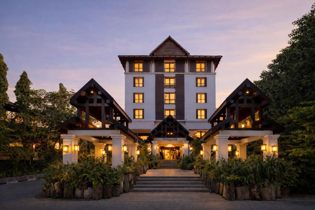 ทัศนียภาพภายนอกโรงแรม