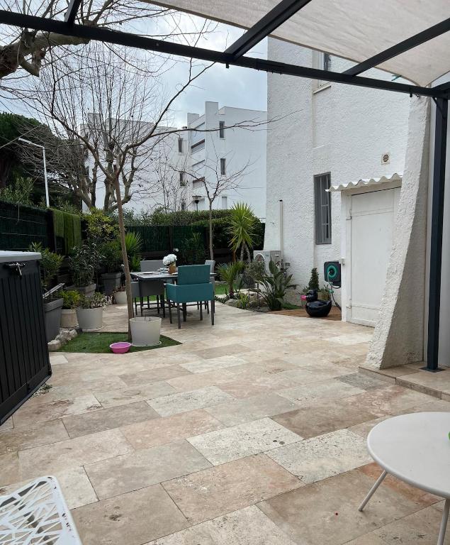 CALME ET MODERNE Appartement avec jardin, centre ville, - 5