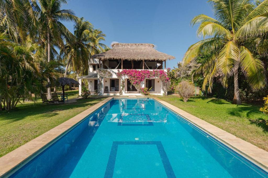 Casa Maya private villa on the beach - 1