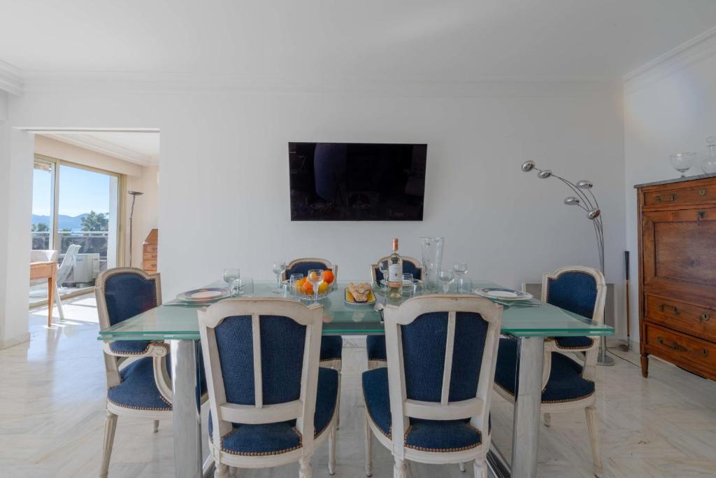 104 sqm Sea-View Apartment Cannes - 5