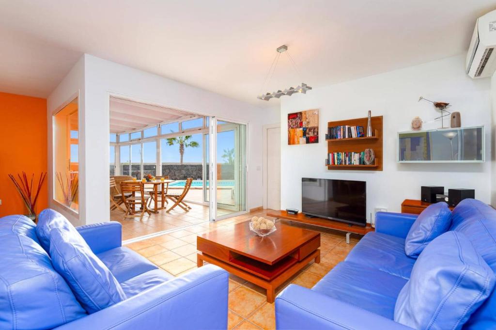 Villa Papagayo Faro by Villa Plus - 4