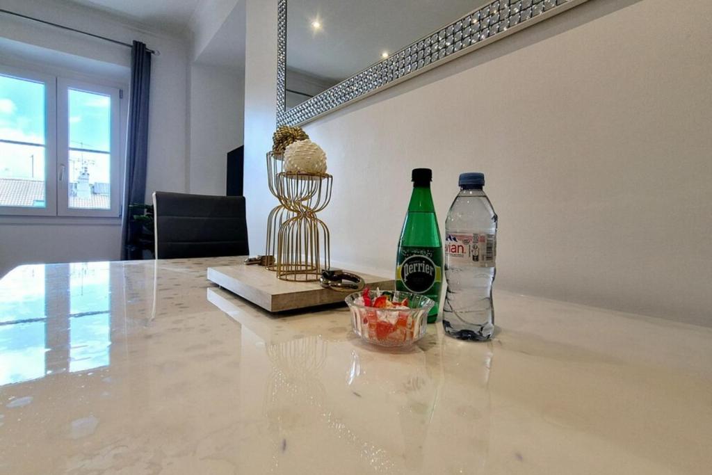 Charming one-bedroom flat on rue Hoche - 5