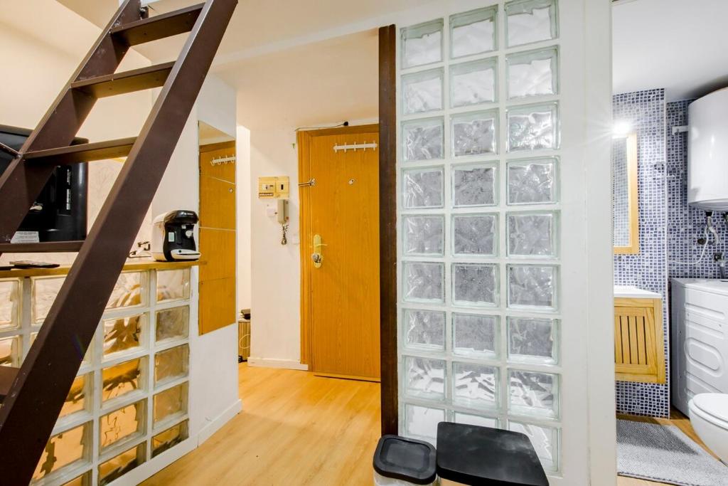 Private Apartment in La Latina - 4