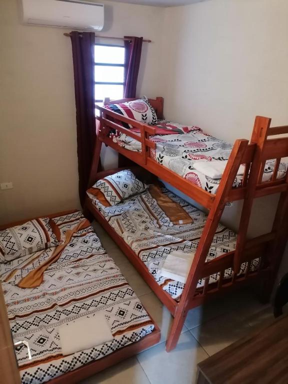 Cozy apartment close to everything - 4