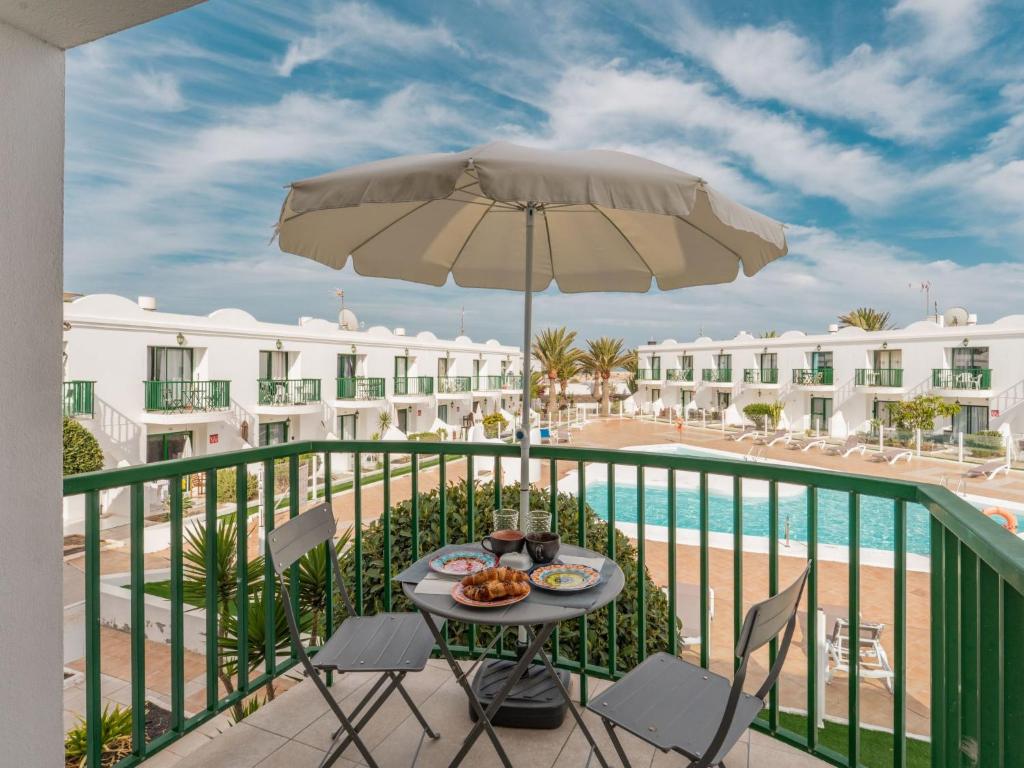 Apartment Wohnung El Encanto mit Terrasse by Interhome - 1