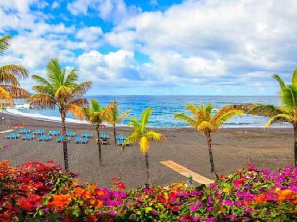 Apartment Beatifull apto Meerblick Playa Jardin wiffi by Interhome - 2