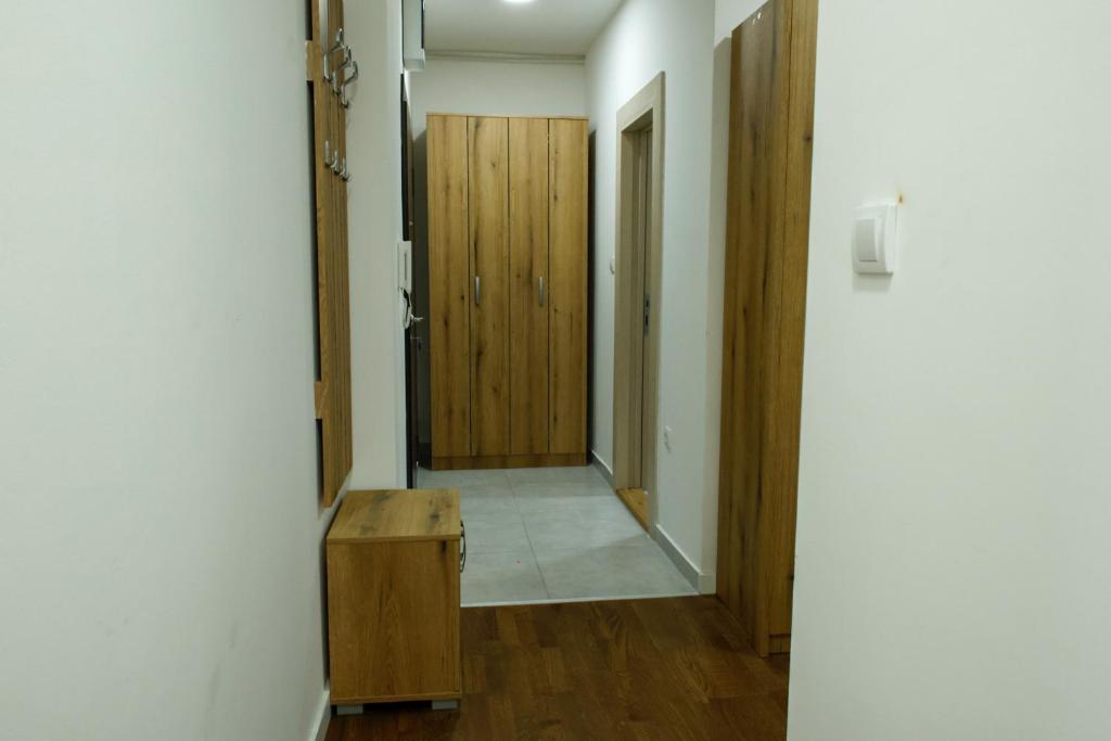 New Bubanj Apartment 2 - 4