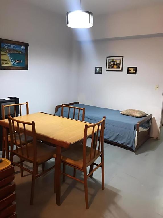 Espectacular Departamento 2 Ambientes a metros del Mar tiene WIFI alta velocidad Aire Acondicionado todo el Departamento cuenta con su Cochera - 2