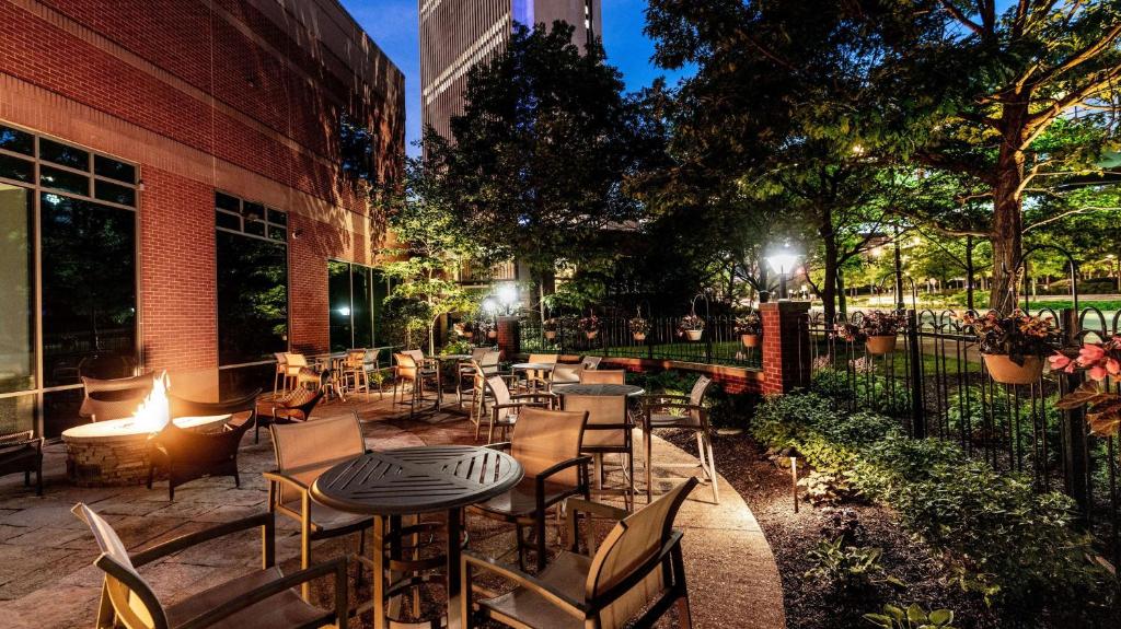 Columbus Sonesta Columbus Downtown exterior