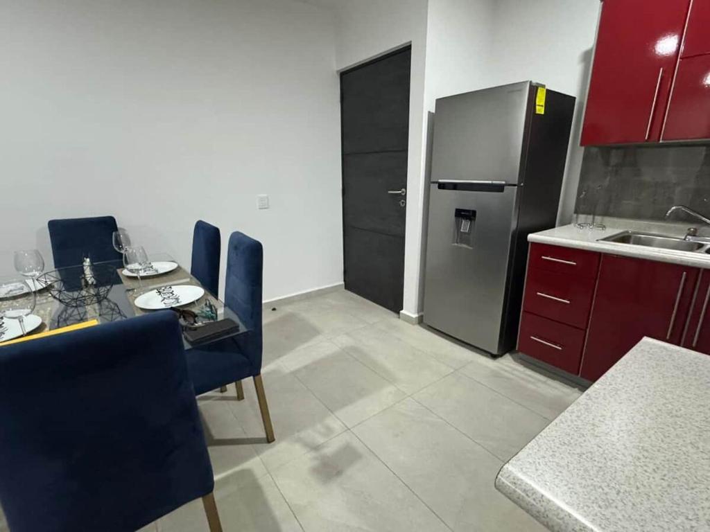 Lagoon view apartment plus exclusive amenities - 5