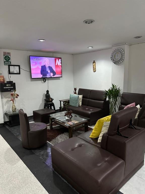 Hotel Royal Suite - 2