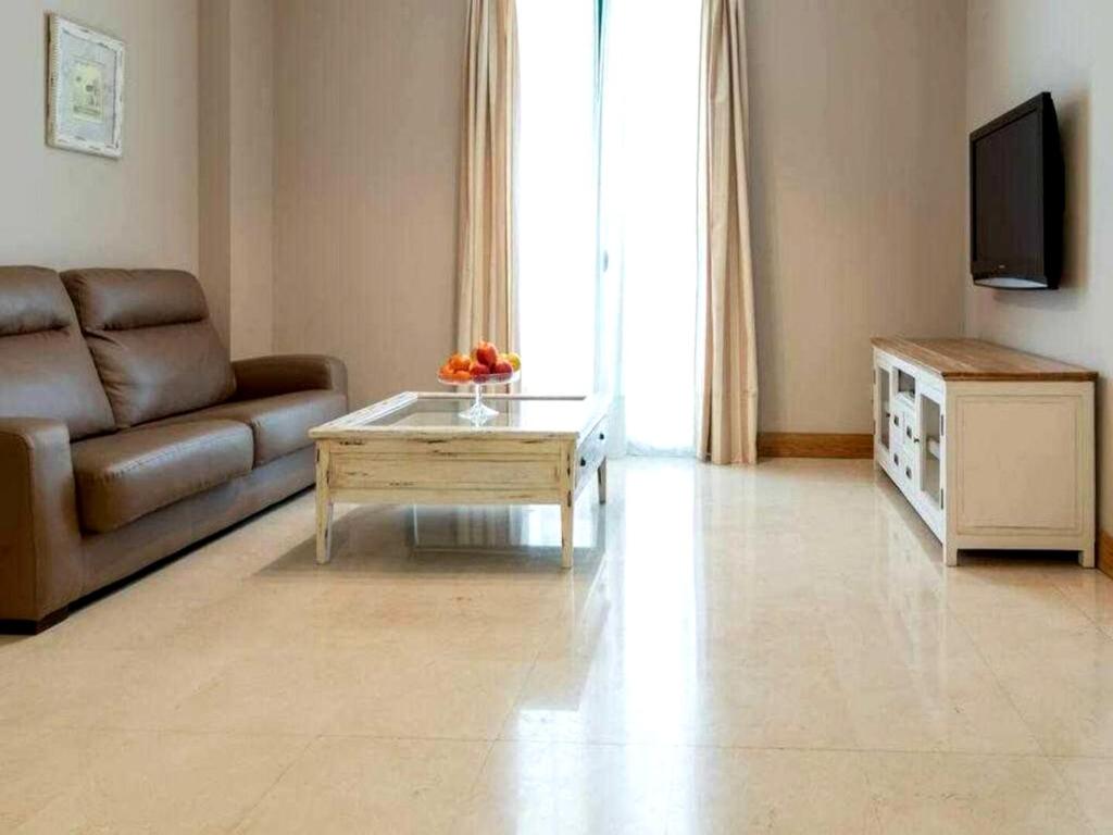 Obispo Boutique - 2