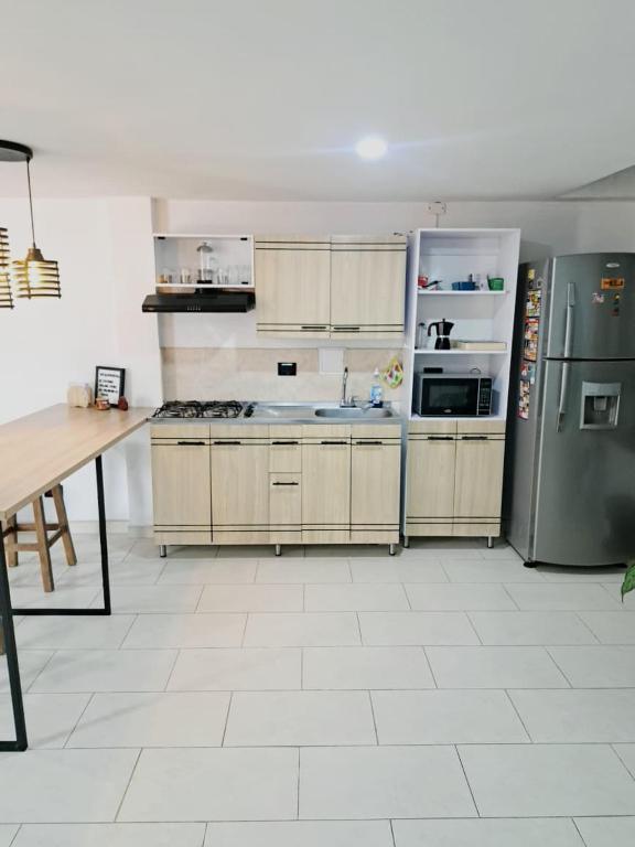 Apartamento entero cerca al Aeropuerto Internacional - 2