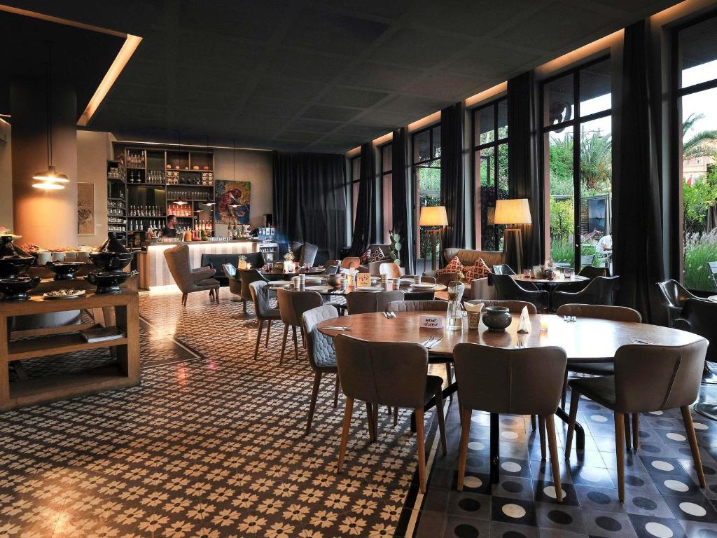 Bar/lounge, Novotel Marrakech Hivernage in Marrakech