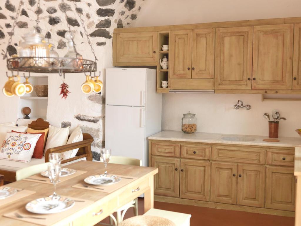アフラ ハウス サントリーニ (Afoura Houses Santorini) キッチン