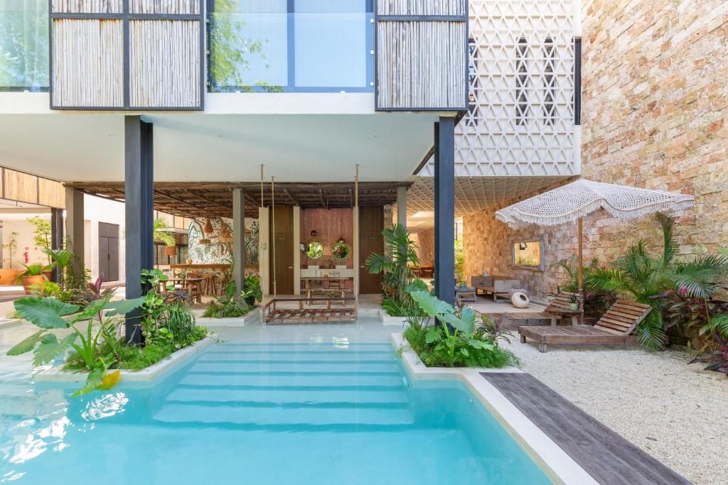 Spacious 3BR Aldea Zama Retreat with pool - 1