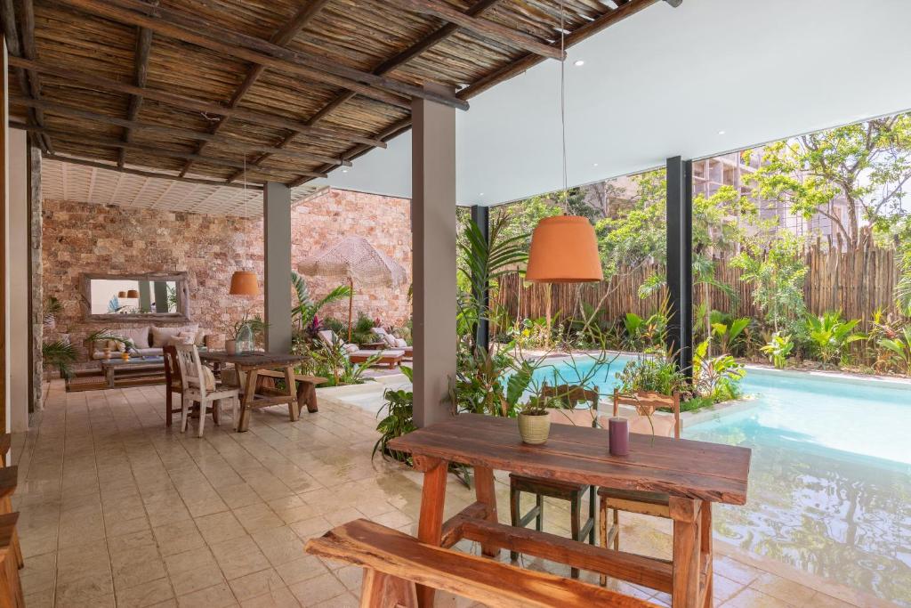 Spacious 3BR Aldea Zama Retreat with pool - 4