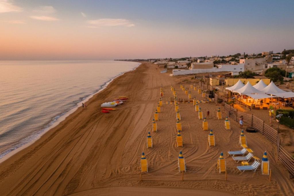 Triscinamare Hotel Residence — Beach in Castelvetrano, Sicily